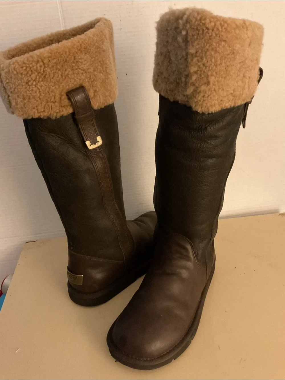 UGG women brown leather sheepskin tall sheepskin tall knee high Locarno boots 8